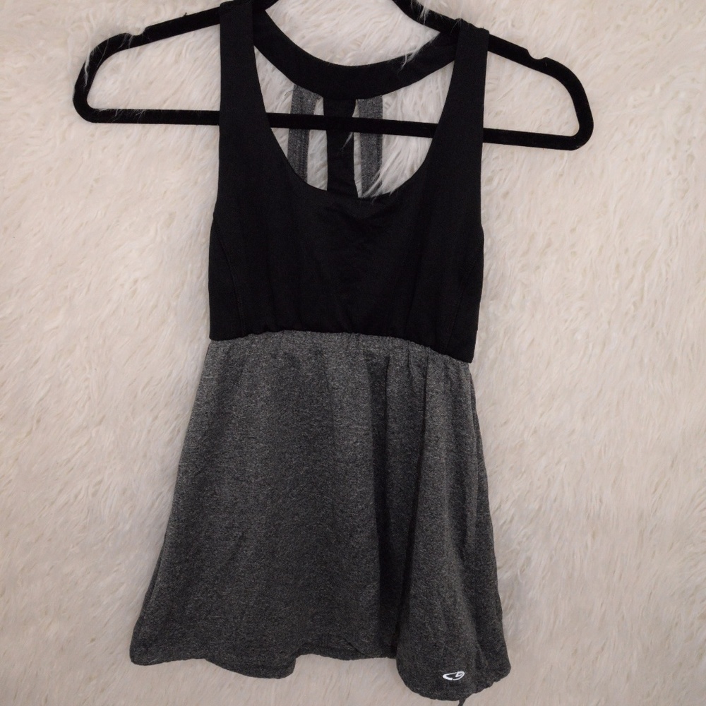 Champion Size Medium workout tank - built in bra